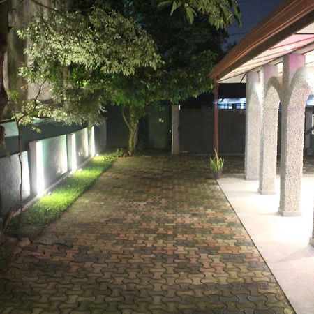Villaflorence Kadawatha Ngoại thất bức ảnh
