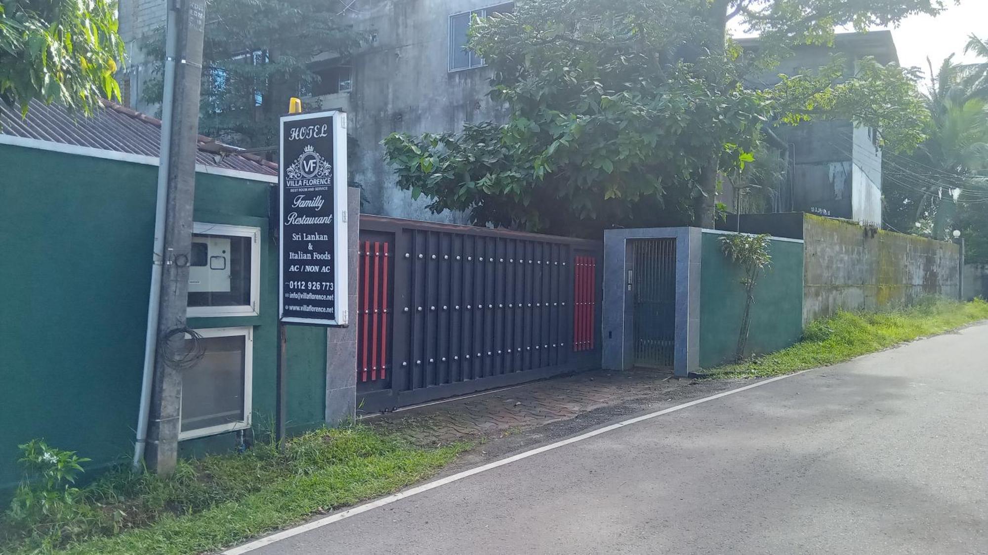 Villaflorence Kadawatha Ngoại thất bức ảnh