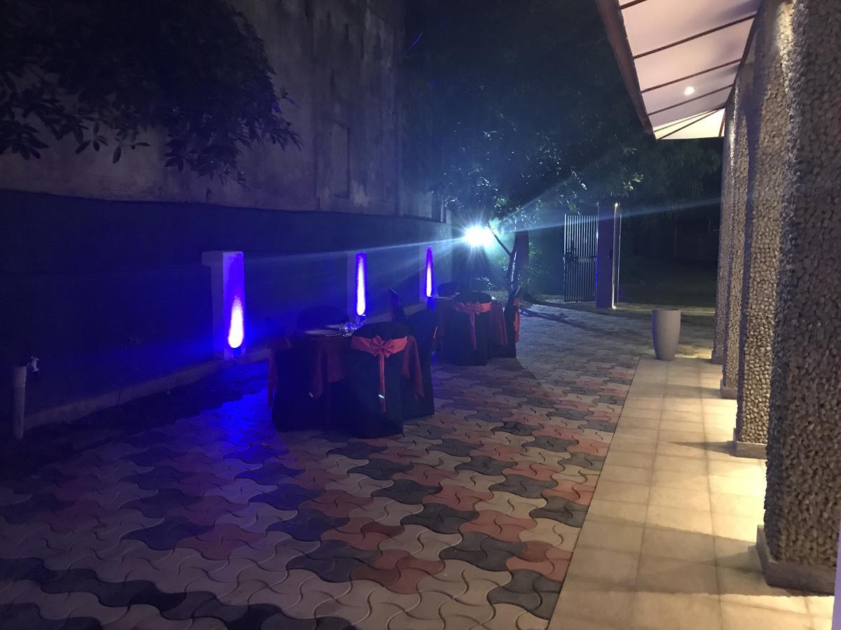 Villaflorence Kadawatha Ngoại thất bức ảnh